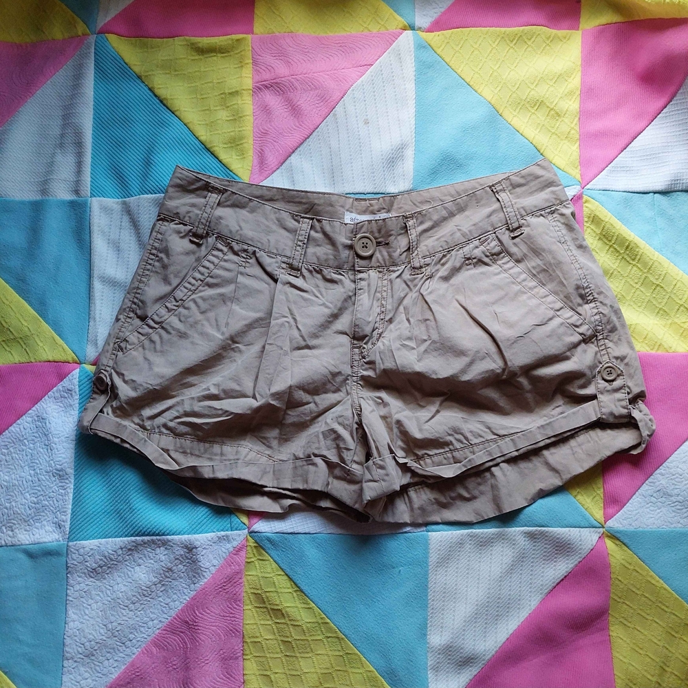 Aeropostale Women's Tan Cargo Shorts